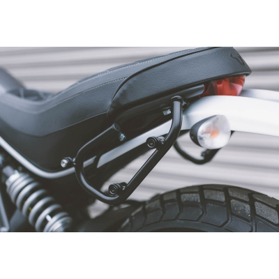 Stelaż Boczny Slc Prawy Sw-Motech Ducati Scrambler (14-) Sixty2 (16-) Black