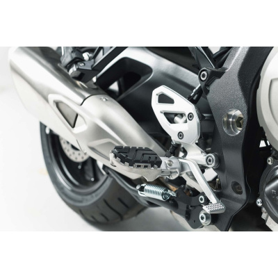 Podnóżki Ion Sw-Motech Bmw S 1000 Xr (15-) F 750/850 Gs (18-) Silver