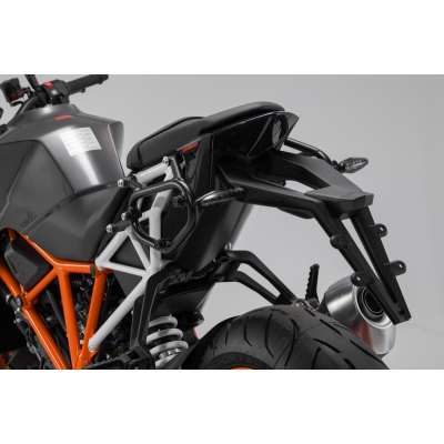Zestaw Kufrów Bocznych Urban Abs I Stelaży Sw-Motech Ktm 1290 Super Duke R (16-) Black 2x165l