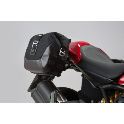 Zestaw Sakw I Stelaży Legend Gear Black Edition Sw-Motech Monster 821 (14-17)/1200 (14-16) Black
