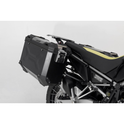 Zestaw Kufrów Bocznych Trax Adv I Stelaży Sw-Motech Ducati Multistrada V4 (20-)Us Model Black 45/45l
