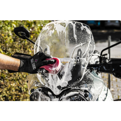 Próżniowo pakowana gąbka Muc-Off do mycia motocykla z mikroporami